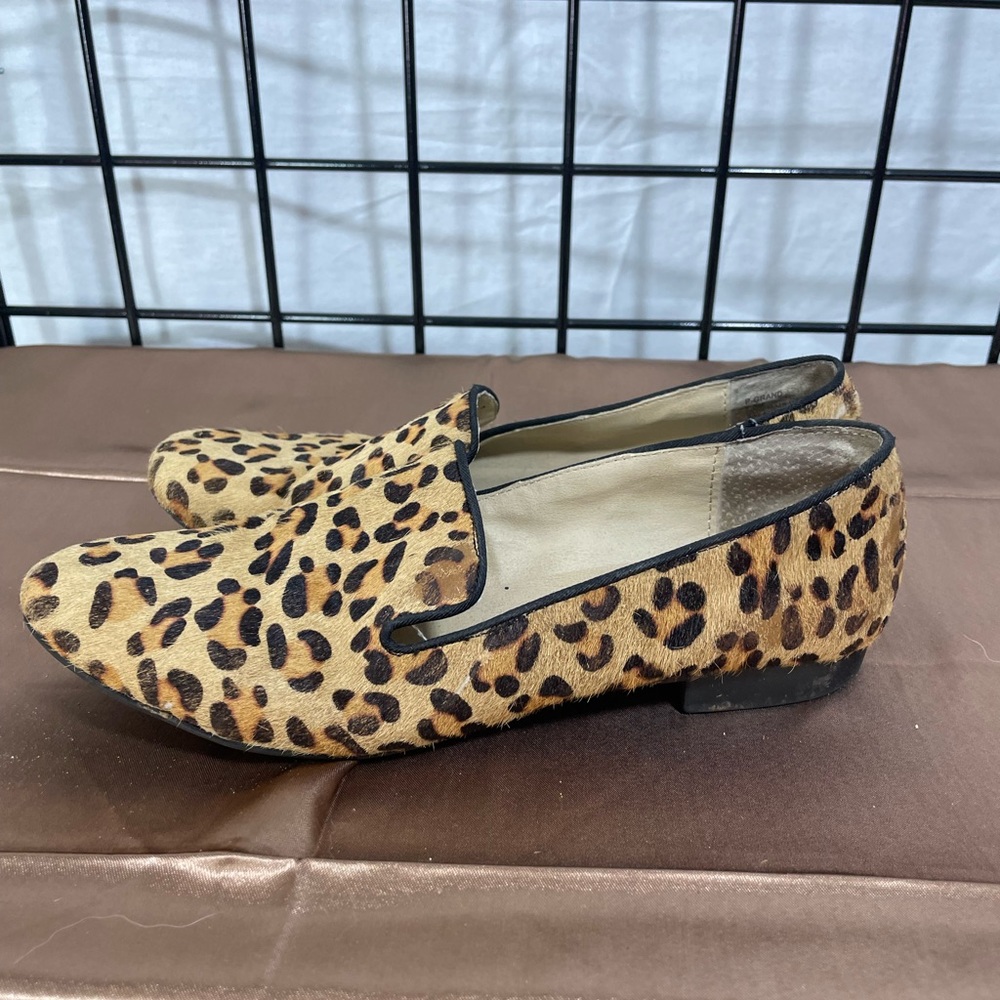 Steve Madden Leopard Print Calf Hair Loafers size 7.5